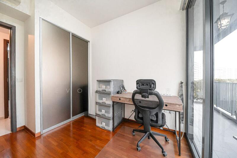 Bedroom 3/ Home Office