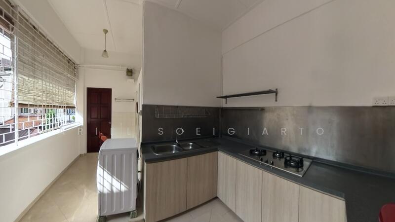 158 Upper East Coast Road, 158Upper East Coast Road, 3 Bedrooms, 1,300 sqft, Apartment For Rent, by Ariel Soeigiarto, 60024483 - PropertyGuru.com.sg