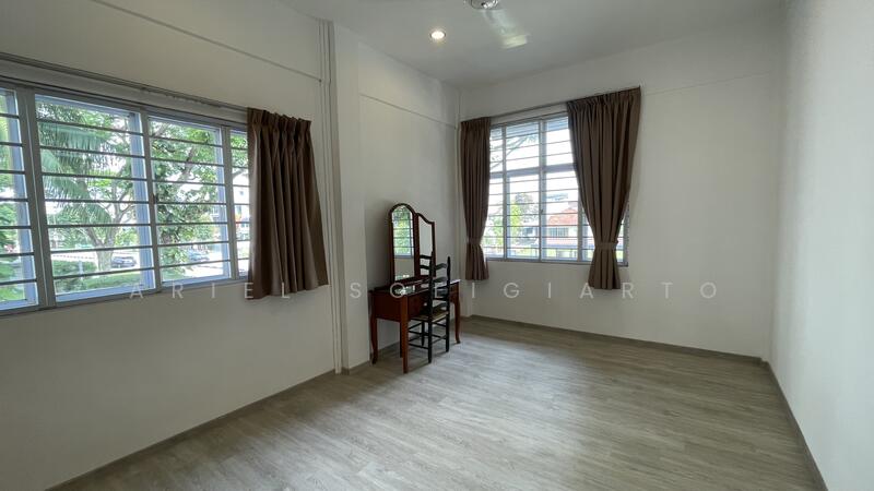 158 Upper East Coast Road, 158Upper East Coast Road, 3 Bedrooms, 1,300 sqft, Apartment For Rent, by Ariel Soeigiarto, 60024483 - PropertyGuru.com.sg