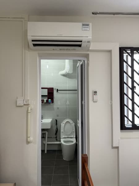 214 Petir Road, 214 Petir Road, Room Rental, 200 sqft, HDB Flat For Rent, by Angela Khoo, 60024635 - Bathroom - PropertyGuru.com.sg
