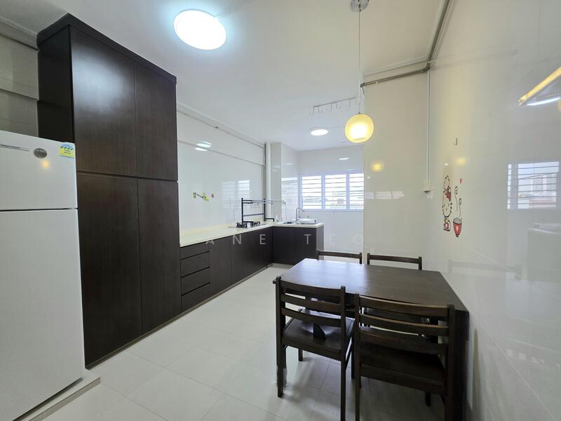 516 Jurong West Street 52, 516 Jurong West Street 52, 2 Bedrooms, 796 sqft, HDB Flat For Rent, by Jane Teo, 60024646 - PropertyGuru.com.sg