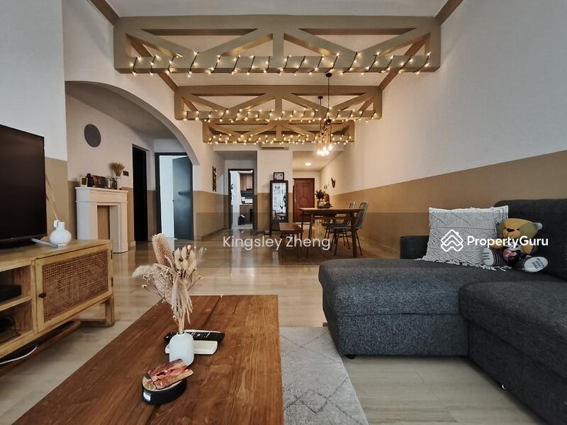 For Sale - Woodgrove Condo