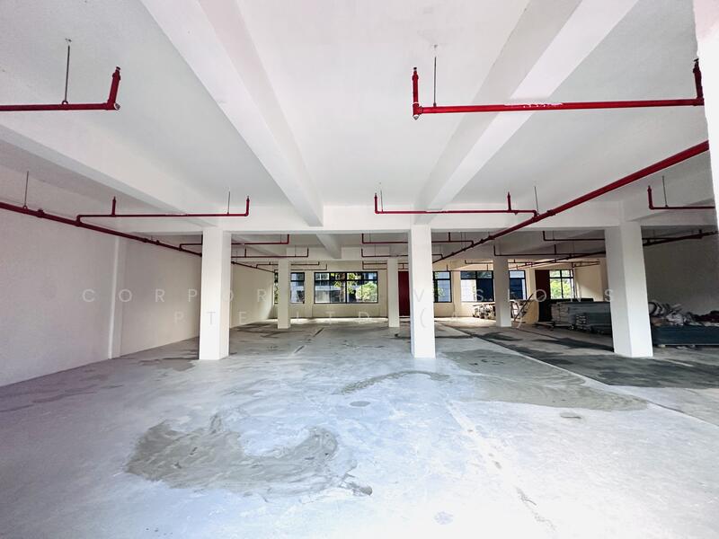 CITY FRINGE Business Space. Office Setting Storage & Distributions. Near Holland V. 4 mins walk MRT, Size: 3000~4000 sqft CONTACT: +6596881177, Alexandra / Commonwealth, 3,800 sqft, Light Industrial (B1) For Rent, by ADRIAN, 60024969 - CommercialGuru.com.sg
