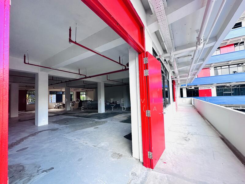 CITY FRINGE Business Space. Office Setting Storage & Distributions. Near Holland V. 4 mins walk MRT, Size: 3000~4000 sqft CONTACT: +6596881177, Alexandra / Commonwealth, 3,800 sqft, Light Industrial (B1) For Rent, by ADRIAN, 60024969 - CommercialGuru.com.sg