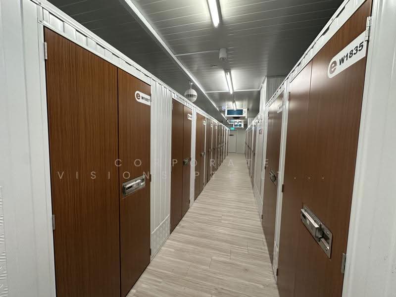 CITY FRINGE Business Space. Office Setting Storage & Distributions. Near Holland V. 4 mins walk MRT, Size: 3000~4000 sqft CONTACT: +6596881177, Alexandra / Commonwealth, 3,800 sqft, Light Industrial (B1) For Rent, by ADRIAN, 60024969 - Optional: Air conditioned Storage Solutions - CommercialGuru.com.sg