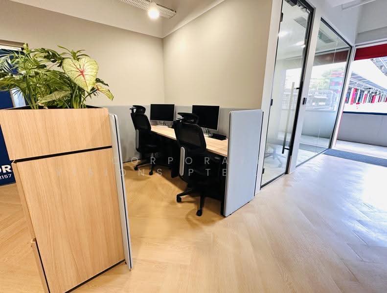 CITY FRINGE Business Space. Office Setting Storage & Distributions. Near Holland V. 4 mins walk MRT, Size: 3000~4000 sqft CONTACT: +6596881177, Alexandra / Commonwealth, 3,800 sqft, Light Industrial (B1) For Rent, by ADRIAN, 60024969 - CommercialGuru.com.sg
