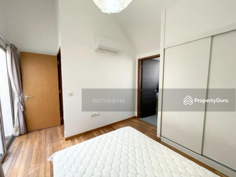 Level 2 - Bedroom