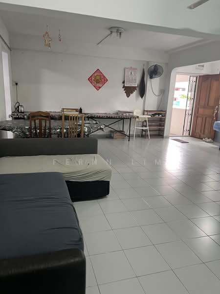 743 Jurong West Street 73, 743 Jurong West Street 73, 2 Bedrooms, 1,000 sqft, HDB Flat For Rent, by Fernn Lim, 60025505 - Living Room - PropertyGuru.com.sg