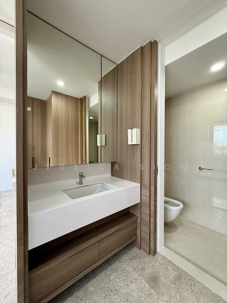 Echelon, 9 Alexandra View, 1 Bedroom, 452 sqft, Condominium For Rent, by Jessica Siow, 60025547 - Bathroom - PropertyGuru.com.sg