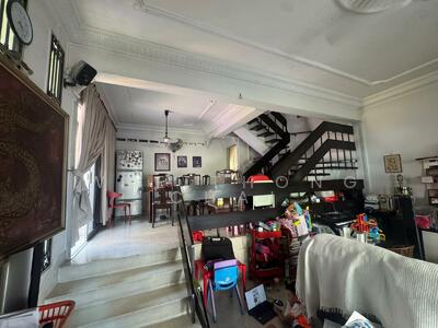 For Sale - ⭐⭐LANDED7772@HUGE 2 STOREY CORNER TERRACE LORONG CHUAN MRT (D19) 4rm