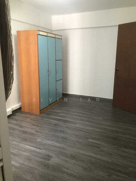 For Sale - 223 Serangoon Avenue 4