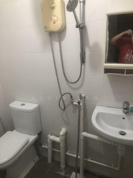 For Sale - 223 Serangoon Avenue 4