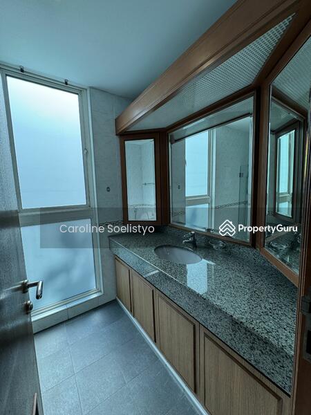 Common bathroom