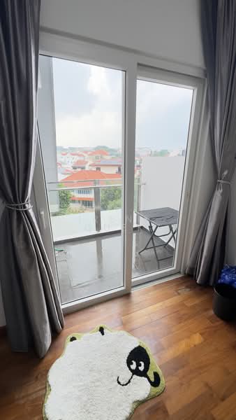Kensington Square, 2 Jalan Lokam, 2 Bedrooms, 915 sqft, Apartment For Sale, by Irene Quek, 60026631 - PropertyGuru.com.sg