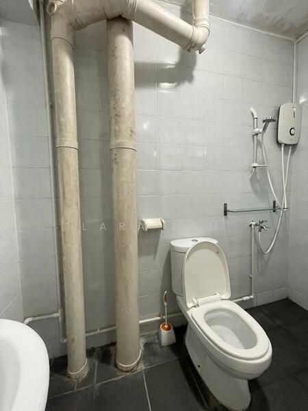 For Rent - 174 Lompang Road