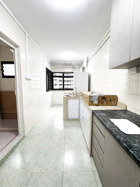 406 Sembawang Drive, 406 Sembawang Drive, Room Rental, 116 sqft, HDB Flat For Rent, by Eunice Ngiam, 60026733 - Kitchen - PropertyGuru.com.sg