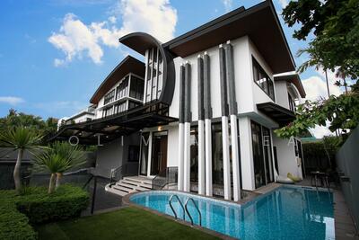 For Sale - Frankel Estate