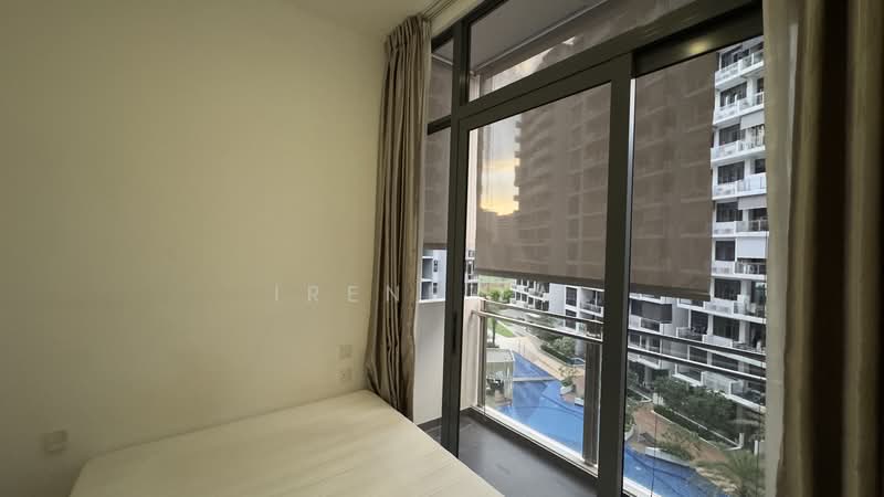 Urban Vista, 2 Tanah Merah Kechil Link, 3 Bedrooms, 850 sqft, Condominium For Rent, by Irene Lai, 60027107 - Master Bedroom w Balcony - PropertyGuru.com.sg