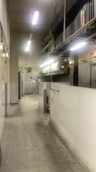 Food XChange @ Admiralty, 8A Admiralty Street, 6,006 sqft, Factory / Workshop (B2) For Sale, by Jeff Hong, 60027143 - Corridor - CommercialGuru.com.sg