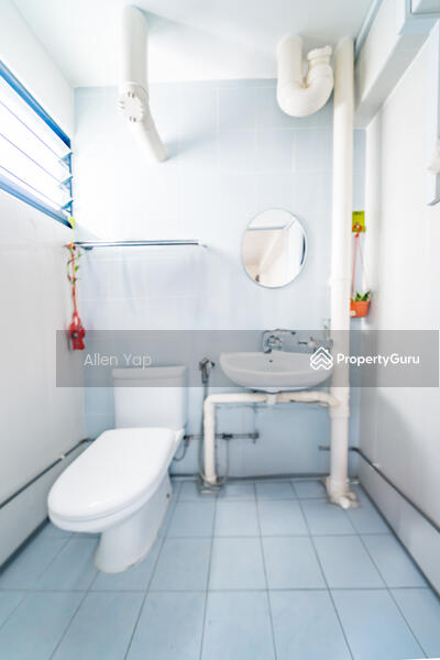Master Bedroom Washroom