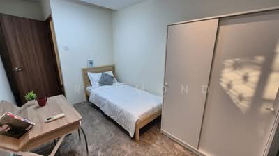 For Rent - Crystal Court