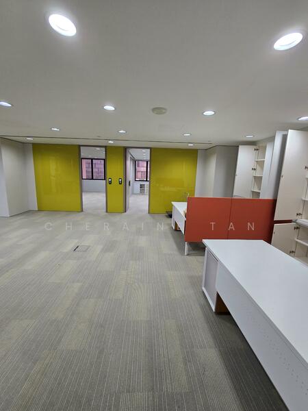 International Plaza, 10 Anson Road, 2,357 sqft, Office For Sale, by Cheraine Tan, 60027308 - Staff area - CommercialGuru.com.sg