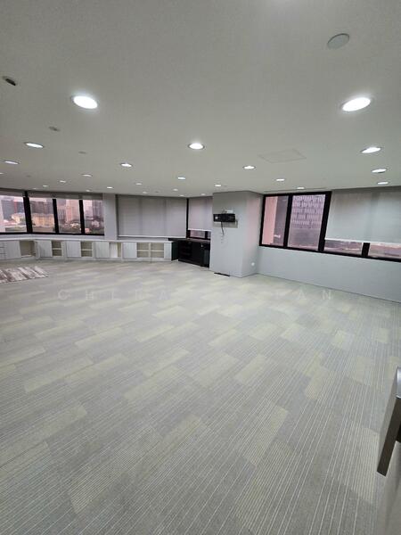 International Plaza, 10 Anson Road, 2,357 sqft, Office For Sale, by Cheraine Tan, 60027308 - Large Director room - CommercialGuru.com.sg