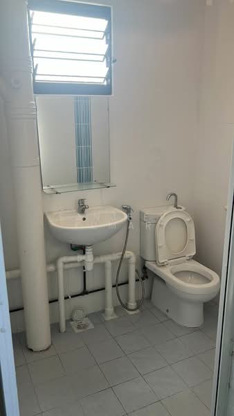 241 Tampines Street 21, 241 Tampines Street 21, 2 Bedrooms, 800 sqft, HDB Flat For Rent, by Sanjeev Kumar, 60027314 - PropertyGuru.com.sg