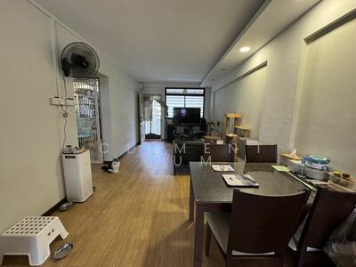 For Sale - 684 Hougang Avenue 8