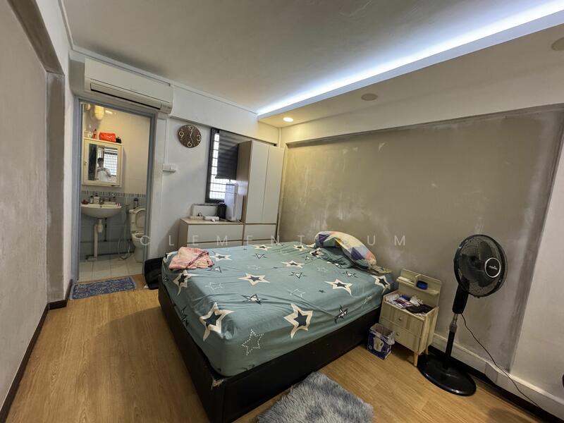 For Sale - 684 Hougang Avenue 8