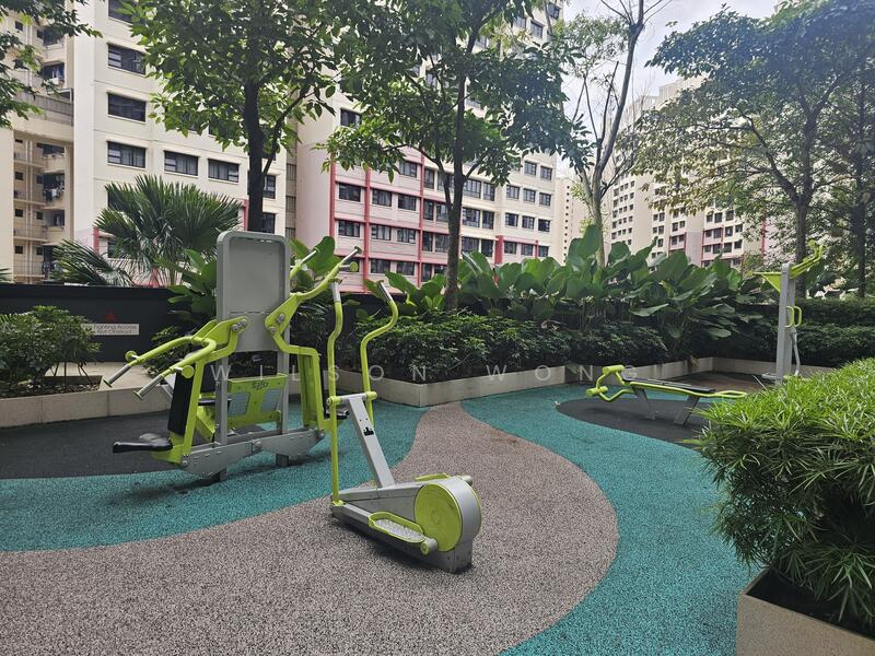 Le Quest, 12 Bukit Batok Street 41, 3 Bedrooms, 936 sqft, Condominium For Rent, by Wilson Wong, 60027411 - Gym - PropertyGuru.com.sg