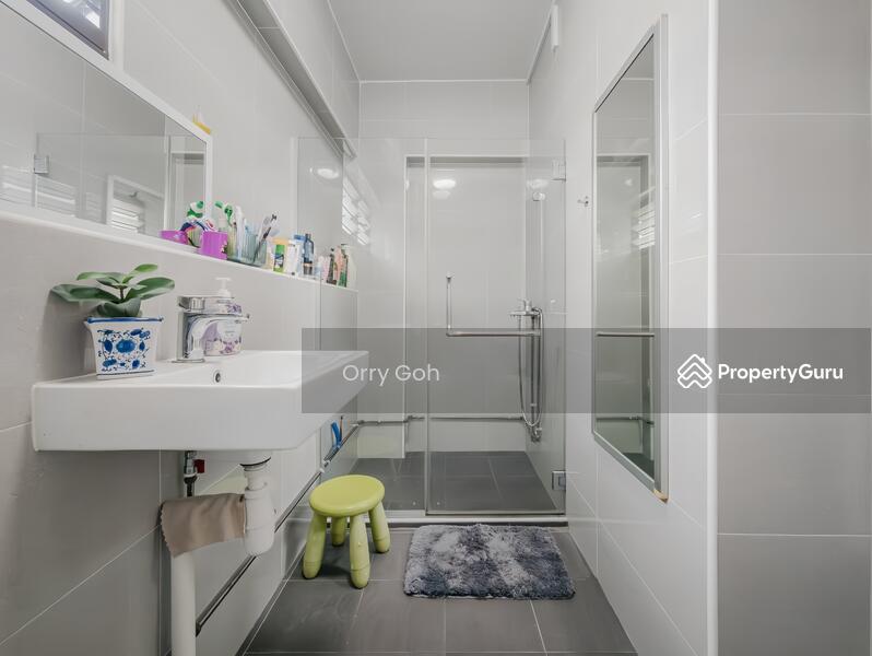 For Sale - 108 Pasir Ris Street 12