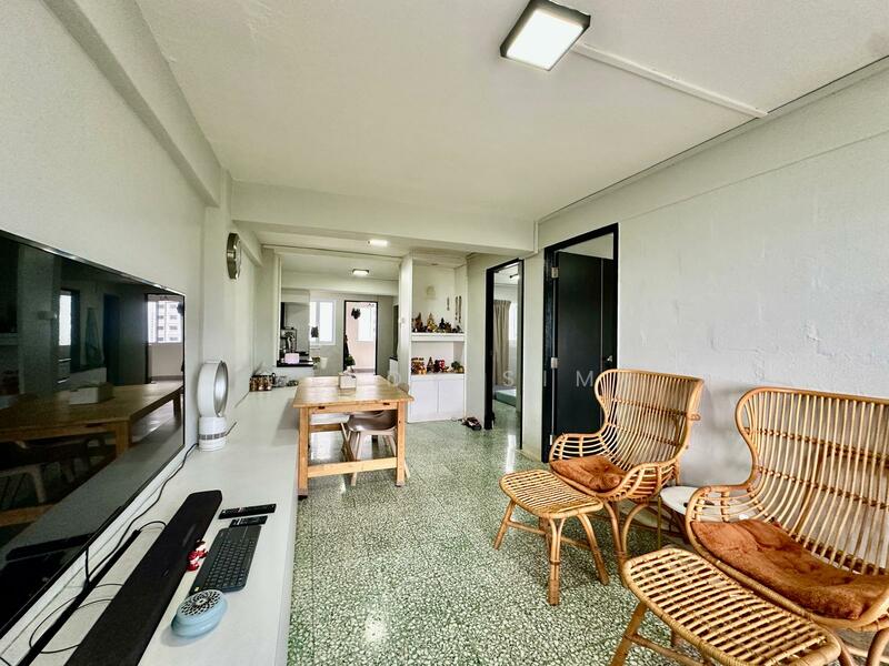 130 Kim Tian Road, 130 Kim Tian Road, 2 Bedrooms, 699 sqft, HDB Flat For Rent, by Cindy Sim, 60027740 - Living Room - PropertyGuru.com.sg