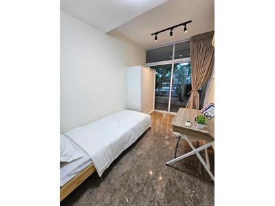 For Rent - Crystal Court