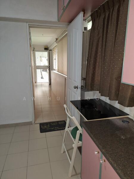 421 Tampines Street 41, 421 Tampines Street 41, Room Rental, 390 sqft, HDB Flat For Rent, by Aw Hui Koon, 60027819 - Kitchen - PropertyGuru.com.sg