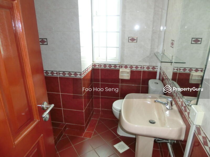 Common Bathroom