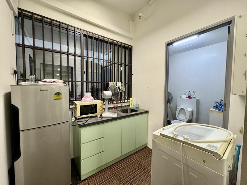 Vertex, 33 Ubi Avenue 3, 1,464 sqft, Light Industrial (B1) For Rent, by Sophia Yan, 60028025 - CommercialGuru.com.sg