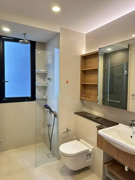 The Trilinq, Jalan Lempeng, Room Rental, 200 sqft, Condominium For Rent, by Vivien Cao (Cao Dandan), 60028108 - Bathroom - PropertyGuru.com.sg