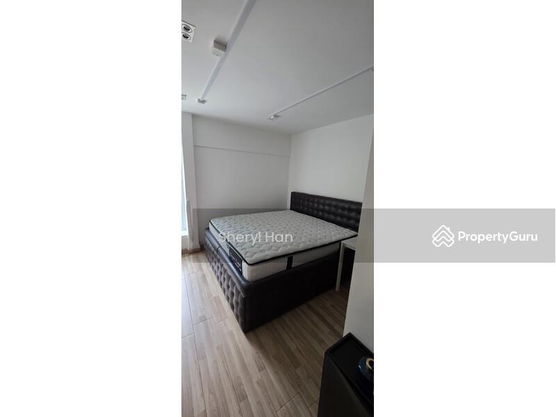 For Rent - Sixth Avenue Centre