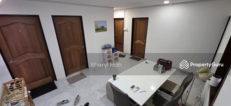 For Rent - Sixth Avenue Centre