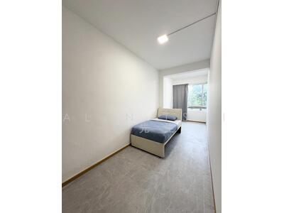 For Rent - Cheap Bedroom @ Kembangan MRT