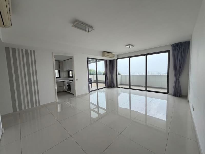 Sky Habitat, 7 Bishan Street 15, 3 Bedrooms, 1,711 sqft, Condominium For Sale, by Roland Ong, 60028283 - Living Room - PropertyGuru.com.sg