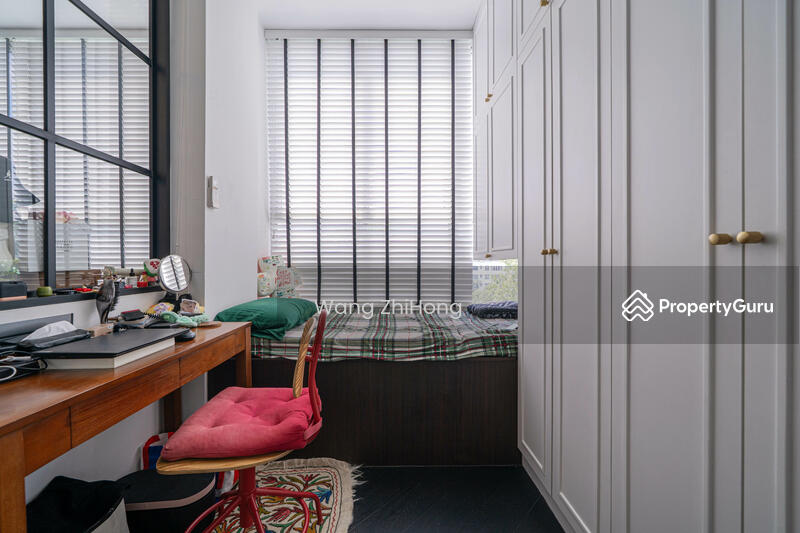 For Sale - The Nclave