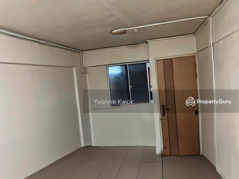 For Sale - 181 Ang Mo Kio Avenue 5