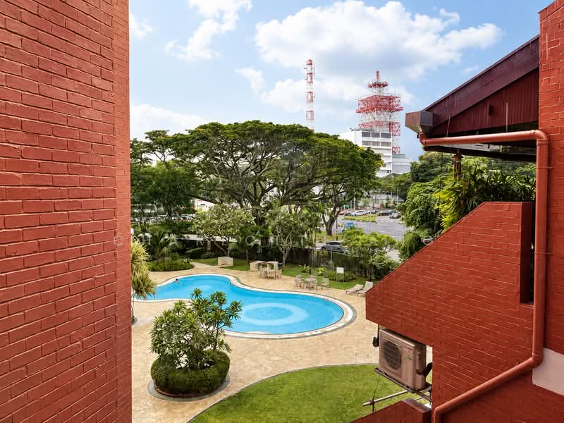 Eastern Lagoon I, 200 Upper East Coast Road, East Coast / Marine Parade, 1 Bedroom, 797 sqft, Condominium For Sale, by Charlotte Ang, 60028685 - Exterior - PropertyGuru.com.sg