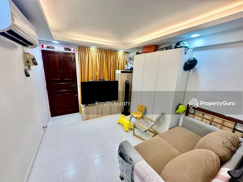 For Sale - 34 Whampoa West
