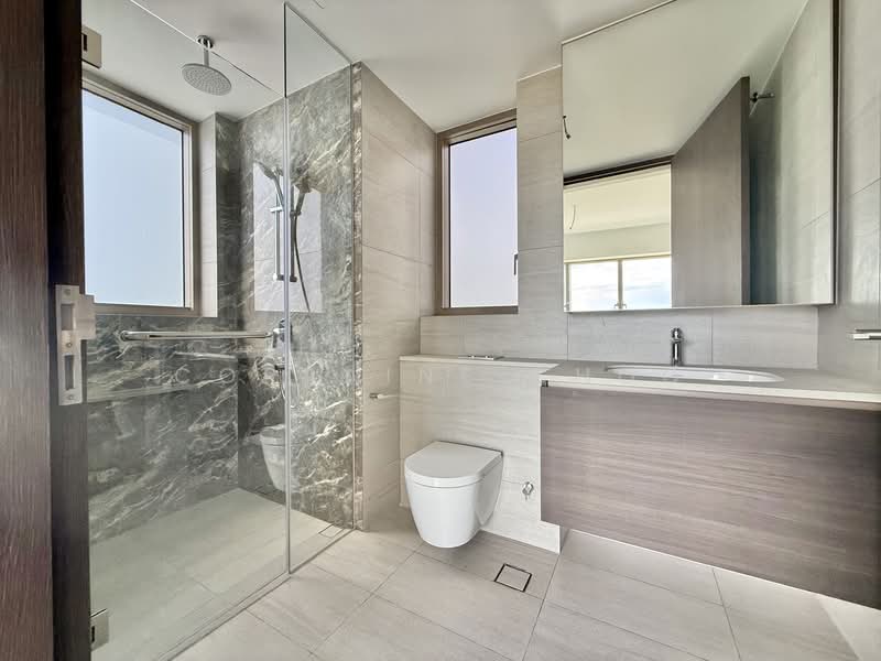 Pasir Ris 8, 18 Pasir Ris Drive 8, 3 Bedrooms, 1,023 sqft, Condominium For Sale, by Corraine Choo, 60029034 - Bathroom - PropertyGuru.com.sg