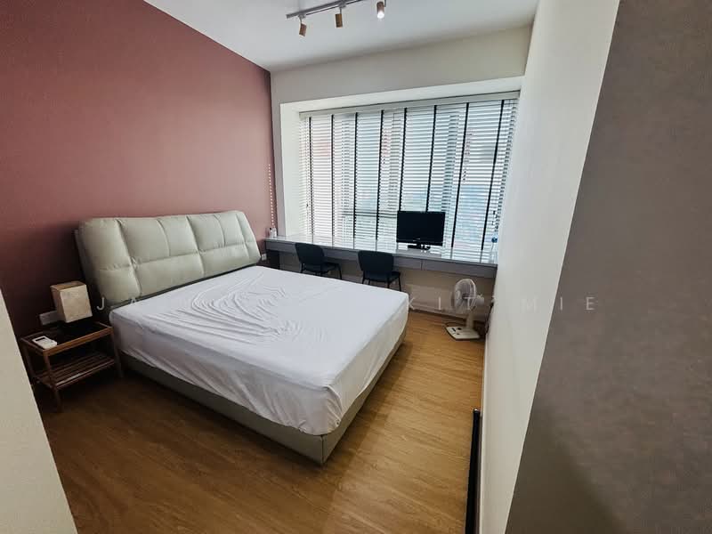Hundred Trees, 95 West Coast Drive, 2 Bedrooms, 786 sqft, Condominium For Rent, by Jaimie Ho Kit Mie, 60029081 - PropertyGuru.com.sg