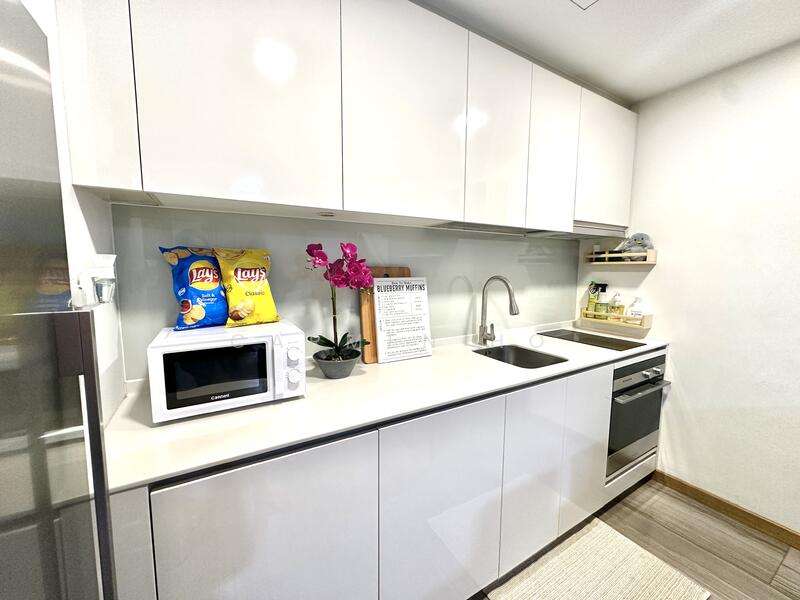 Lakeville, 1 Jurong Lake Link, 2 Bedrooms, 775 sqft, Condominium For Rent, by Carmen Ho, 60029136 - Kitchen - PropertyGuru.com.sg