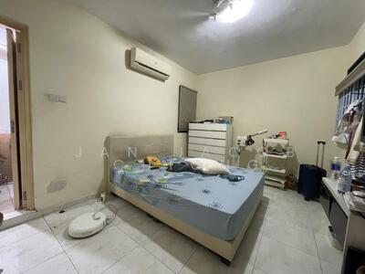 For Sale - 201D Compassvale Drive